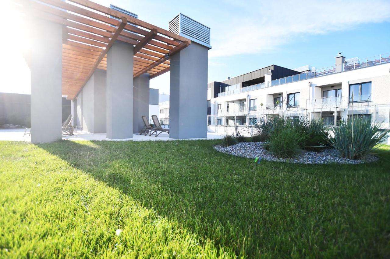Apartment Nadmorskie Tarasy Baseny,sauny,garaz Port -navigator Kolberg